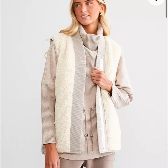 Nwt Varley Covey Reversible Quilt Gilet Vest • Dosa / white Size S - Picture 4 of 11